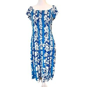 Sweet Lady Vintage Blue and White Floral Patterned Sundress Size XL